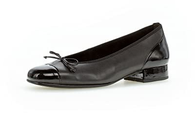 Gabor Damen Comfort Basic Geschlossene Ballerinas, Schwarz (schwarz 67)