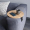 sugodesign Vassoio da divano con bracciolo, vassoio regolabile per divano e bevande, design speciale, pratico supporto in metallo, diametro 35 cm (effetto legno)