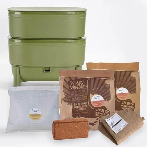 Compact Plastia Worm Farm from Wiggly Wigglers - GreyWorm Compost Bin Outdoor & Indoor Worm Farm Kit For Recycling Food Waste | Trays Wormery | Organic Fertiliser | Worm Tea (Green)
