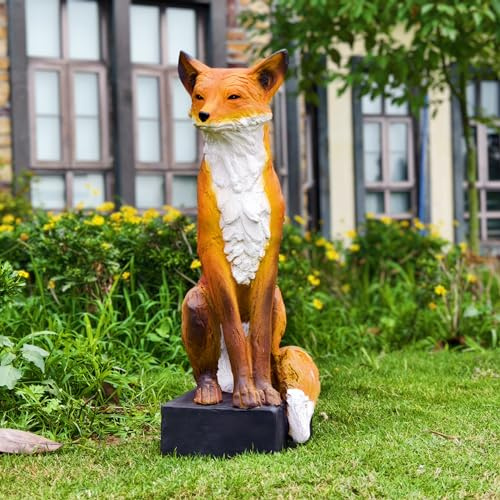 GENUINQ Dekofigur sitzender Fuchs, für den Außenbereich, mit Fuchs, Orange und Weiß, niedliche Skulptur für Garten, Terrasse, Rasen, Fuchs, Fabelfigur