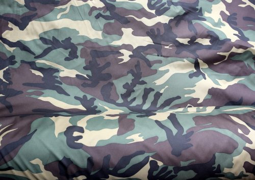 Wooddland Muster Camouflage Polyester Polyestergewebe. Völlig wasserdicht. Oxford 300D. Verkauft wird das Blatt 100cm x 148cm