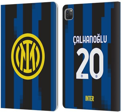 Head Case Designs Offizielle Inter Milan Hakan Çalhanoglu 2023/24 Spieler Home Kit Leder-Wallet-Hülle Kompatibel mit Apple iPad Pro 11 2020/2021 / 2022
