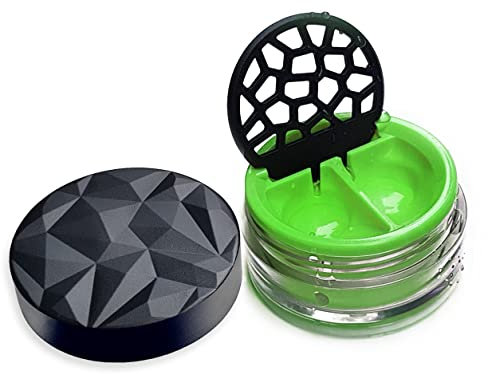 Lensbix Kontaktlinsenbehälter Geometric. Erwachsenes Accessoire mit futuristischem 3D Deckeldesign. Das stilvolle Geschenk für alle die gerne Linsen tragen. (No35 grün)