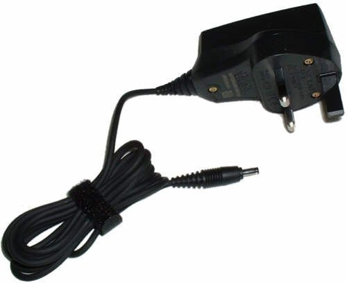 TECHNOPLAY LTD UK Mains Wall Charger compatible with Nokia large pin 3.5mm compatible models Nokia 1100, Nokia 1101, Nokia 1110, Nokia 1112, Nokia 1600, Nokia 2100, Nokia 2300, Nokia 2310, Nokia 2600, Nokia 2610, Nokia 2626, Nokia 2650, Nokia 2652, Nokia 3100, Nokia 3120, Nokia 3200, Nokia 3210, Nokia 3220, Nokia 3230, Nokia 3300, Nokia 3310, Nokia 3330, Nokia 3410, Nokia 3510, Nokia 3510i, Nokia 3650, Nokia 3660, Nokia 5100, Nokia 5110, Nokia 5140, Nokia 5140i, Nokia 5210, Nokia 6020, Nokia 6021, Nokia 6030, Nokia 6060, Nokia 6100, Nokia 6110, Nokia 6150, Nokia 6170, Nokia 6210, Nokia 6220, Nokia 6230, Nokia 6230i, Nokia 6260, Nokia 6310i, Nokia 6510, Nokia 6600, Nokia 6610, Nokia 6610i, Nokia 6630, Nokia 6650, Nokia 6670, Nokia 6680, Nokia 668