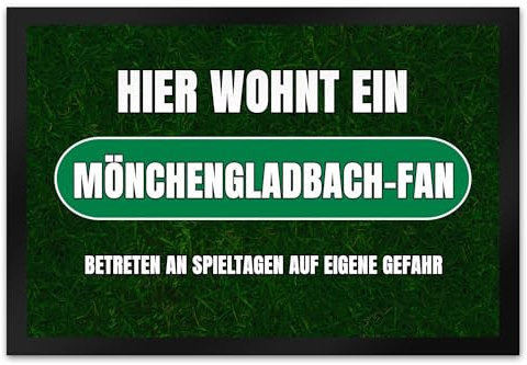 speecheese Hier wohnt EIN Mönchengladbach-Fan Fußmatte XL in 40x60 cm mit Rasenmotiv Sportfan Mönchengladbach Sport Deutschland Kult