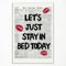Nanxiwofee Romantische Wandkunst, flippige Paare über dem Bett, trendige Kusslippen-Poster, Leinwand, schwarz-weiß, Zeitungskunst, ästhetische Wohnungsdekoration, 30,5 x 40,6 cm, ungerahmt