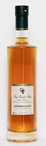 Coffret très vieille Fine Champagne vieilli fût de chêne, 1 bouteille de 70cl.