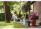 Elho Algarve Cilindro Ruedas 40cm - Macetero Grande Exterior - Jardineras - 100% Plástico Reciclado - Verde/Verde Tomillo