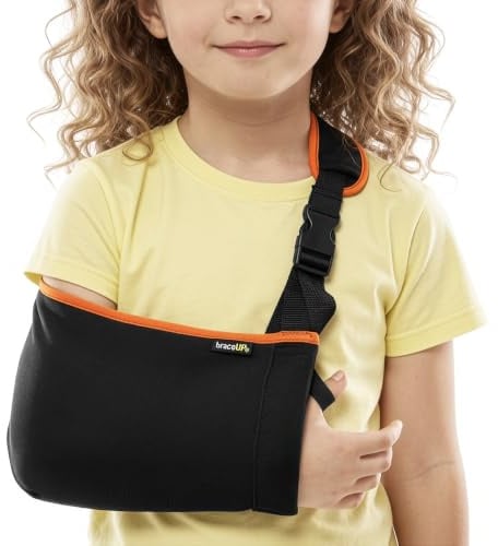 BraceUP Kinder Armschlinge – Verstellbare Armschlaufe für Jungen & Mädchen | Beidseitig tragbar; Schnallenverschluss; Atmungsaktiv; Alltag & Schule