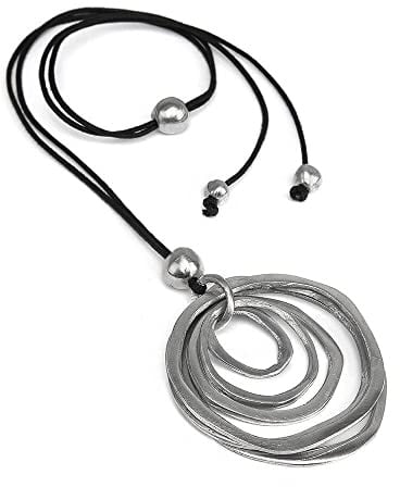 Vestopazzo AL04223 - Collana filo con 5 cerchi concentrici irregolari, in alluminio riciclato