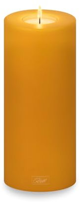 Qult Farluce Trend Curry ∅ 8 + 10 cm • Teelichthalter in Kerzenform • Kerze • Kunststoffkerze in Kerzenoptik • Teelichtkerze mit Teelichteinsatz • inkl. Qult Nightlights Teelicht (Ø 8 H 18 cm)
