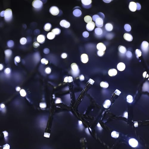 Jingles 2000 Cool White Ultrabrite LED Christmas Cluster Lights (25m Lit Length)