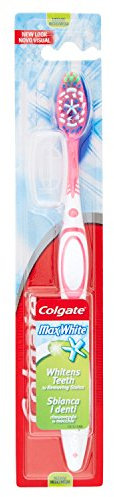 Colgate Max White Medium Toothbrush