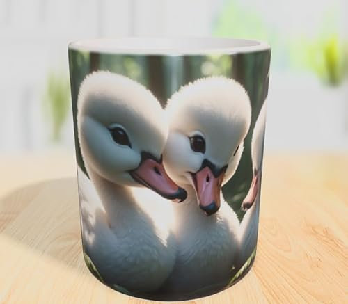Wunderschöne Kaffeetasse (330ml) mit süßen kleinen Schwänen Personalisierbar Tasse Becher Druck Mug Fotorealistisch süß Geschenk Kinder niedlich Geburtstag Schwäne Vögel flauschig Tiere