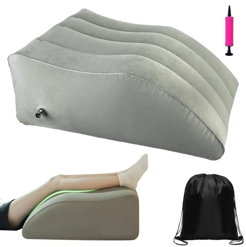 Aromaticaerope Aufblasbares Beinhochlagerungskissen, PVC, mit Pumpe | 3-teiliges Set aus aufblasbarem PVC-Beinkissen, Luftpumpe und Aufbewahrungstasche für die Hochlagerung der Beine.