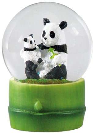 Water Globe - Panda von Deluxebase. Panda Schneekugel mit Harzfigur und geformter Basis. Tolle Wohndekoration, Ornamente und Geschenke.
