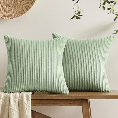Softalker grüne Kissenbezüge 45x45 flauschig 2er Set Kissenhüllen Sofakissenbezüge Dekokissen Couchkissen Kissen Aesthetic Deko für Sofa Wohnzimmer Schlafzimmer Bett Balkon Garten Frühling