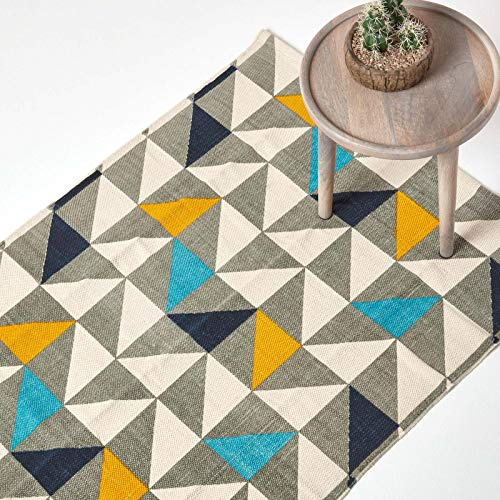 HOMESCAPES Geometric Printed Rug 'Copenhagen' 100% Cotton Blue, Yellow, Grey & White Rug, 90 x 150 cm