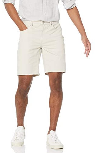 Amazon Essentials Herren Elastische 5-Taschen-Shorts in schmaler Passform mit 23 cm Schrittlänge, Stone, 32W