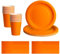 Service de table jetable orange 52 pièces – 20 serviettes en papier, 16 tasses, 16 assiettes en carton de 17,8 cm | Vaisselle biodégradable de couleur unie orange pour anniversaires, mariages, fêtes