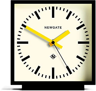 NEWGATE® Amp Schreibtisch Uhr | Quadratische Bahnhofsuhr Design | Schwarzes Gehäuse mit gelben Zeigern | Moderner Stil für Schreibtisch, Tischplatte, Kaminsims, Regal oder Nachttisch