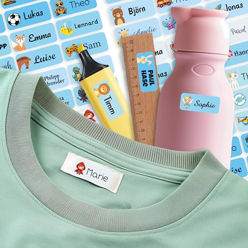 Sunnywall Namensaufkleber für Kinder Kleidung & Gegenstände (Soft Blues, 50 Stück) Schule/Kita selbstklebende Namensschilder waschmaschinenfest personalisiert | Aufkleber Wunschname
