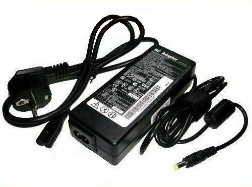 Notebook Laptop Netzteil Ladegerät Ladekabel Adapter 19V 4,9A 5,5mm x 2,5mm Stecker inkl. Stromkabel für Toshiba Satellite M15 L505 L450D L400 Pro L300D A500 A30 P300 A135 Pro M70 A105 Pro M50 1900