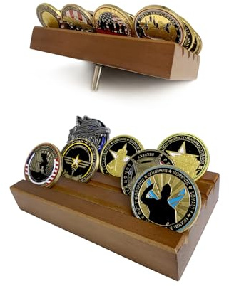 DecoWoodo Challenge Münzhalter Vitrine – 4-reihiges Militärregal aus Massivholz – kleiner Armee-Ständer für 12 Münzen, Walnussholz-Finish
