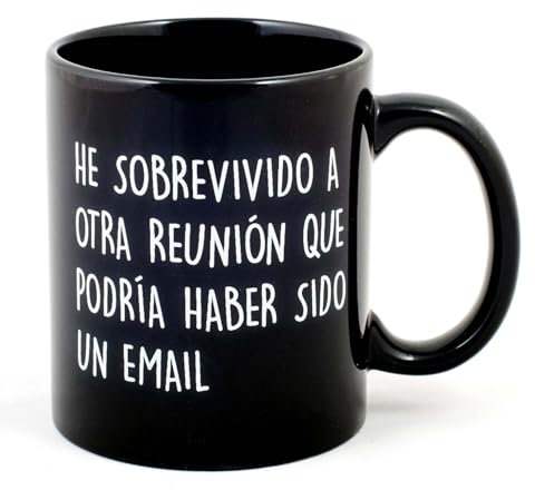 Miss Miserable Taza de oficina He sobrevivido a otra reunión