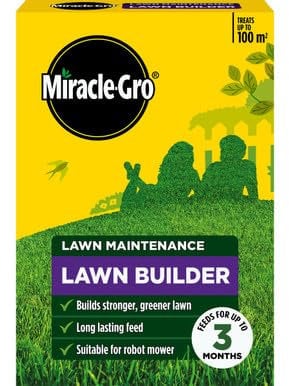 Miracle-Gro Lawn Builder 100m² / 200m² Premium Granular Lawn Fertiliser | Fast Greening in 7 Days & Long-Lasting Results | Strengthens Grass & Prevents Scorching | Easy-Apply Granules (100m2)