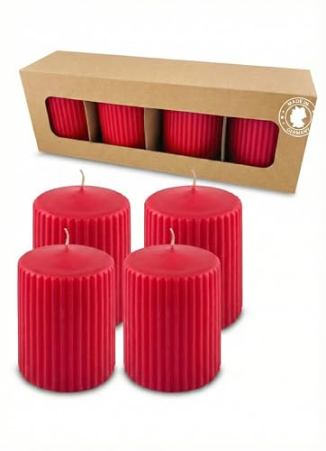 Stumpenkerzen 4er Set Rot, rote Kerzen mit Rillen, unparfümiert, 90 x 70 mm, elegante Deko Kerzen für Hochzeit, Tischdekoration und besondere Anlässe, lange Brenndauer bis 156 Stunden, Made in Germany