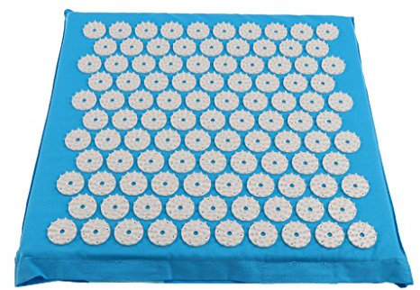 Harilla Kleine Akupressurmatte – Gerollt Als Kissen für Ischias, Nacken Und Rücken.