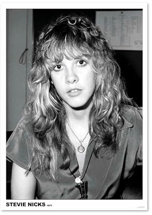 Close Up Stevie Nicks Poster 1977 | Musik Ikone Wandbild | Wanddekoration Schwarz-Weiß Fotografie | Vintage | 59,5 x 84 cm