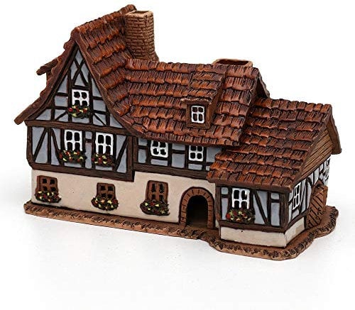 Dekohelden24 Keramik-Lichthaus - Fachwerk Bauernhaus - HandArt - Detailgetreu nachgebildet und Handbemalt - Maße: ca. Breite 17 cm x Tiefe 9 cm Höhe 10,5 cm