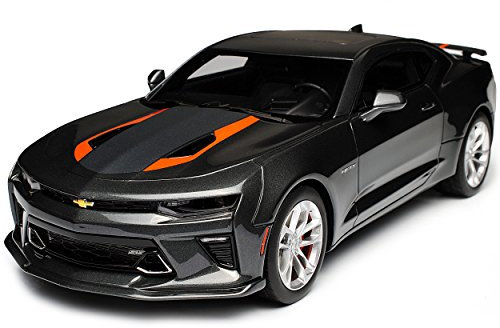 GT-Spirit Chevrolet Camaro 2017 Fifty Anniversary 50. Geburtstag Edition Coupe Grau Schwarz mit Orange 6. Generation Ab 2015 Nr 191 1/18 Modell Auto mit individiuellem Wunschkennzeichen
