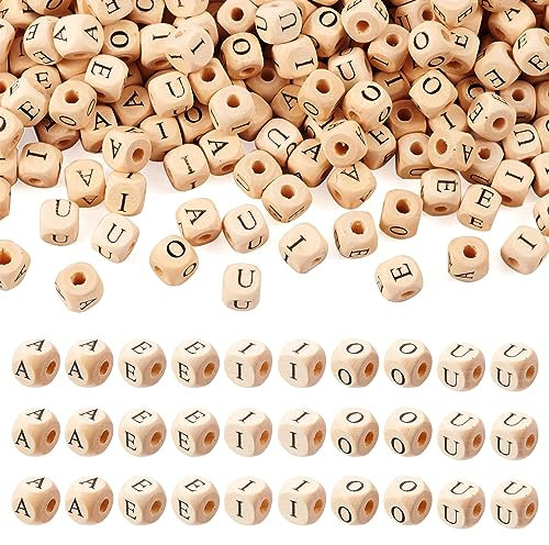 FASHEWELRY Lot de 250 perles cubiques en bois imprimées avec lettres de l'alphabet - 10 mm - Pour porte-clés, bracelets, colliers, bijoux, Cube - 10 mm