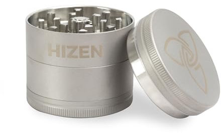 Grinder Edelstahl 4-teilig, unverwüstlicher Crusher mit Pollenfach + Schaber, Kräutermühle, Gewürzmühle - abriebfest, magnetisch - Silber Matt Ø4.9cm