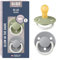 BIBS De Lux Glow Schnuller 2er-Pack, BPA-frei. Leuchtet im Dunkeln, Kirschform Nippel. Naturkautschuk/Latex, Hergestellt in Dänemark. 0-6 Monate (2er Pack), Sage NIGHT/Cloud NIGHT