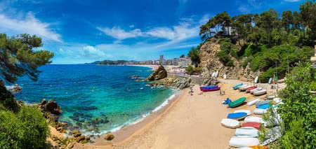 adrium Acryl-Bild 130 x 60 cm: Strände in Lloret de Mar an einem schönen Sommertag, Costa Brava, Katalonien, Spanien (74723837)