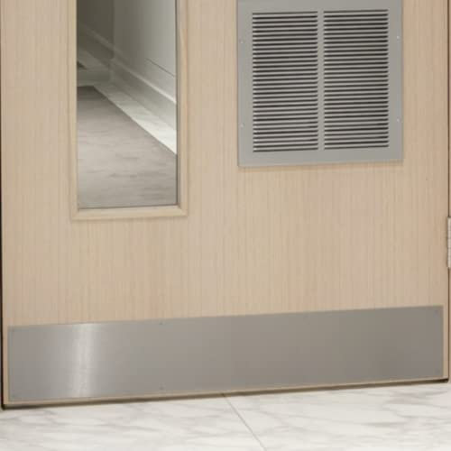 [FIXINGS DIRECT™] Polished-Anodised Industrial Grade Aluminium Kicking Plate (Multiple Sizes) Door Kick Plates Metal Countersunk Screw Design ((825mm x 152mm / 32.1/2 x 6))