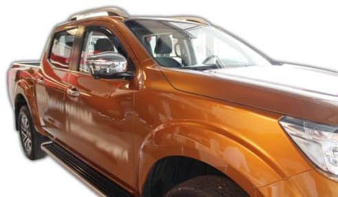J&J AUTOMOTIVE HEKO Windabweiser für Nissan Navara 4 NP300 4-Türer ab 2015 | 2 HEKO Windabweiser für Nissan Navara 4 NP300 4-Türer, PMMA, Fensterkanal.