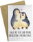 Mr. & Mrs. Panda Grußkarte Pinguin umarmen - Geschenk, Liebesgeschenk, verknallt, Hochzeitstag, Hochzeitsgeschenk, Hochzeitskarte, Seevogel,