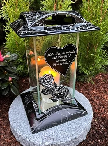 Grablampe mit Beschriftung - Mein Herz ist traurig und schwer, ich vermisse Dich so sehr ! Laterne Grablicht Kerze Grabkerze Grabdekoration 27 cm H. Grabschmuck Neue Model incl. Kerze.