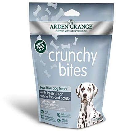 Arden Grange Crunchy Bites Sensitive - grain free - ocean white fish and potato Set of 10,225 g (Pack of 10)