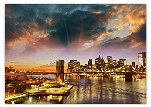 XXL Poster 100 x 70cm (S-819) New York City Skyline im Sonnenuntergang mit der Brooklyn Bridge über den East River im Vordergrund (Lieferung gerollt !)