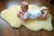 FÖRSTER-FELLNEST Babyfell - kuschelweiches, echtes Lammfell, med. gegerbt, Premium-Selektion, 80-85 cm lang