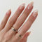 24 PCS Moyen Amande Faux Ongles Acrylique Brillant Ongles à Coller Couverture Complète Glossy Artificiels Press on Nails Acrylique Faux Ongles Autocollants pour Femmes et Filles (Ligne Blanche)