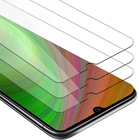 Cadorabo 3x Panzer Schutz Glas für LG K40S - 3 Stück Schutzfolie in Ultra-Klar Hüllen freundlich - Gehärtetes (Tempered) Glas Dipslayschutz Folie in 9H Härte Anti Kratzer