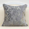 Alerfa 50,8 x 50,8 cm, grau/silber, quadratisches Ahornblatt-Kissenbezug, bestickt, Samt, luxuriös, modern, Lendenwirbelkissen, dekoratives Kissen für Couch, Sofa, Wohnzimmer, Schlafzimmer, Auto