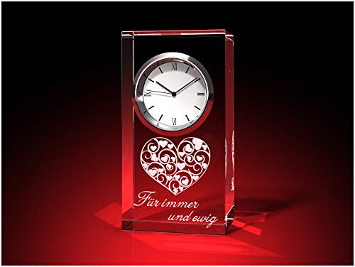 GLASFOTO.COM Glasfoto als Uhr mit Herzchen und Text - Für Immer und ewig - Kristallglas mit Innengravur als Geschenk 95 x 50 x 35 mm in Premiumqualität